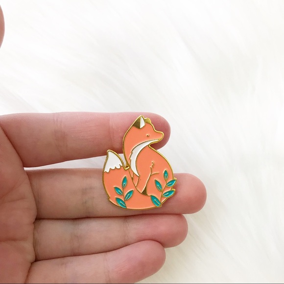 Fox in the Vines Enamel Pinback Button Brooch Pin - Picture 2 of 4